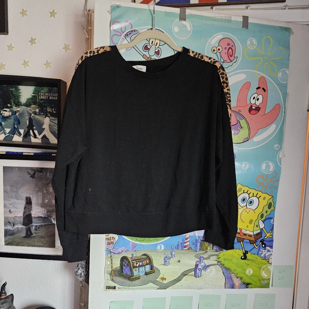 Leopard print sweater